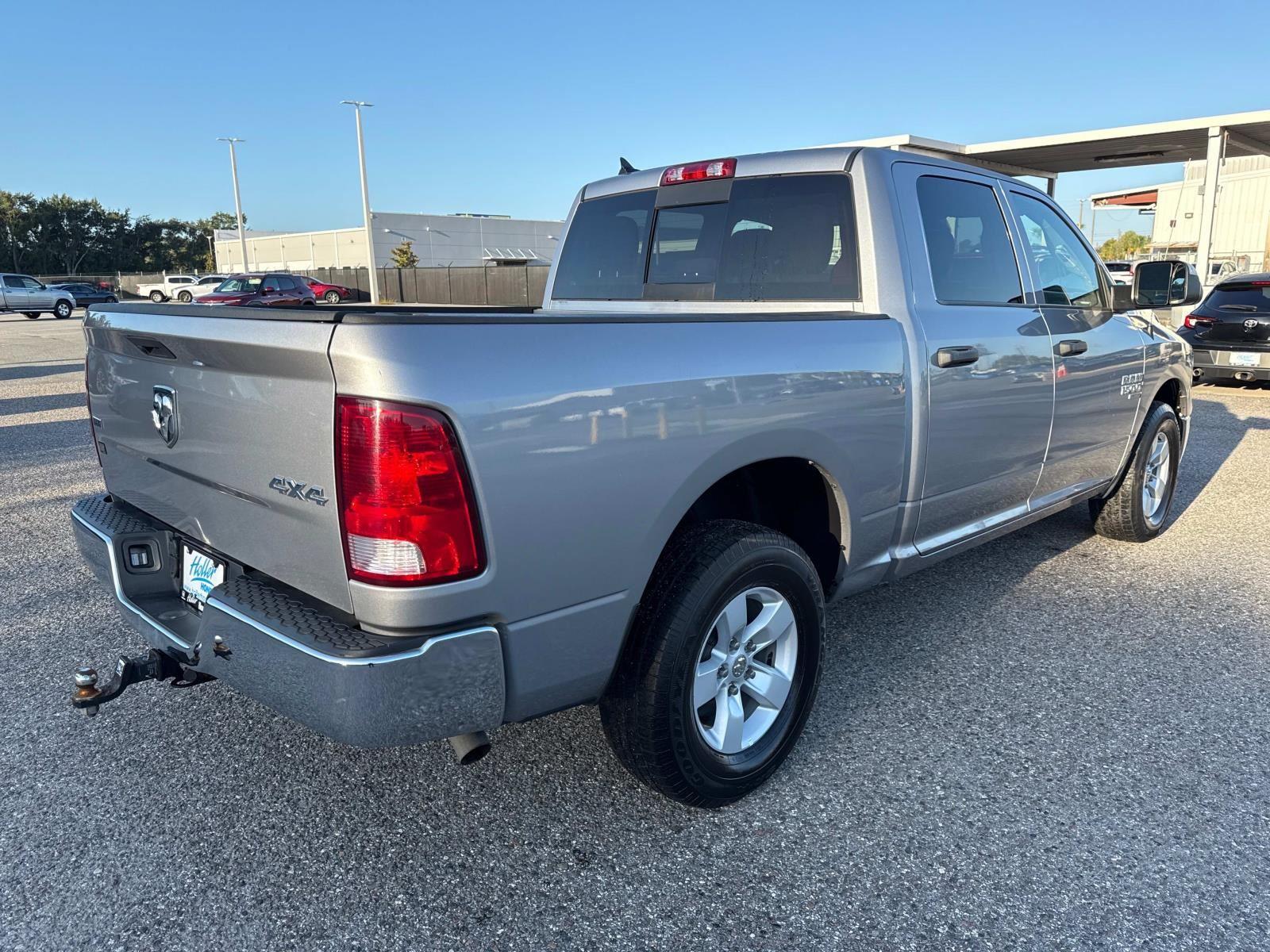 2023 Ram 1500 Classic SLT