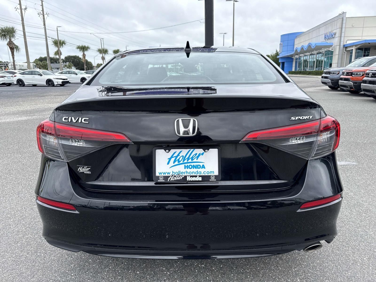 2022 Honda Civic Sport photo 4