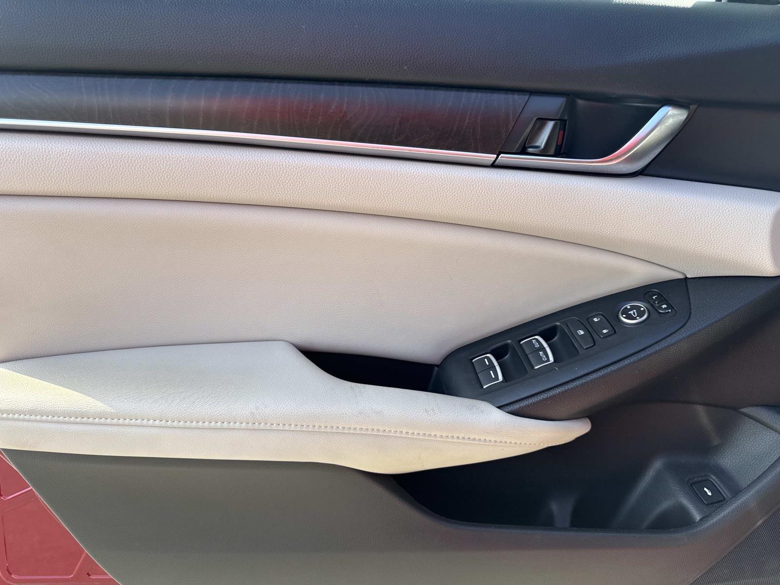 2018 Honda Accord EX 1.5T photo 7