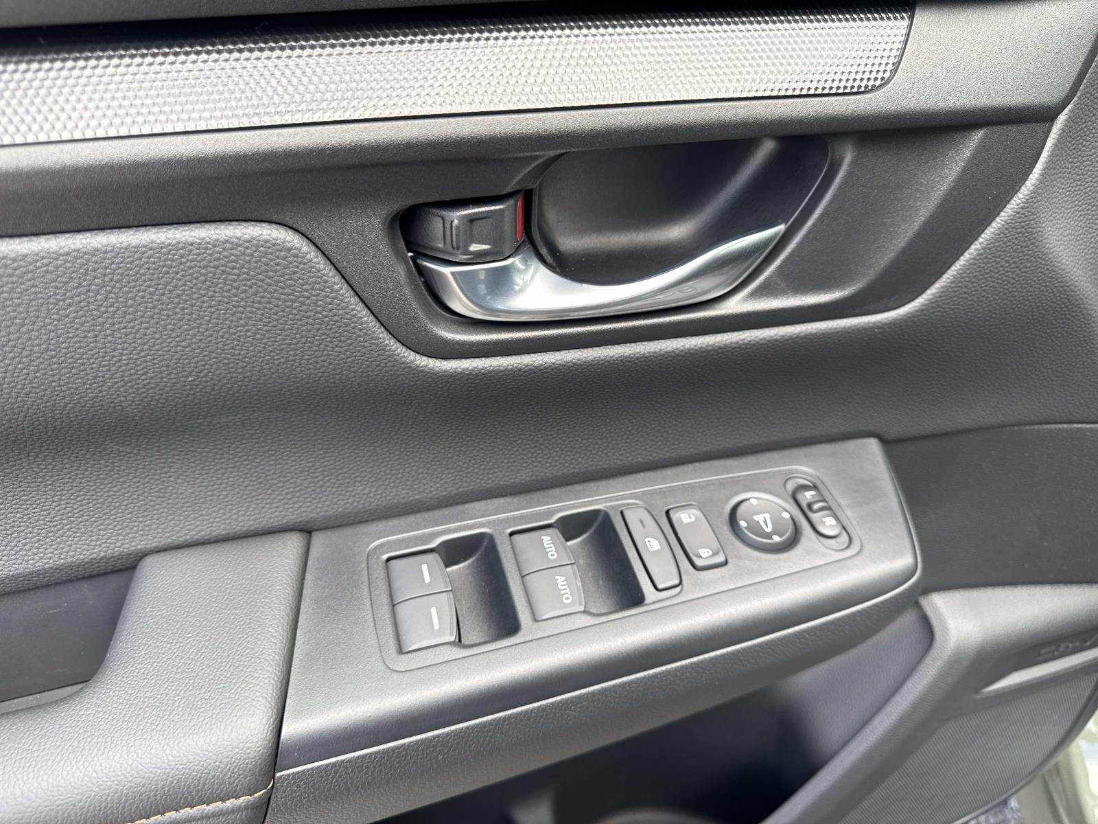 2026 Honda CR-V Hybrid photo 15