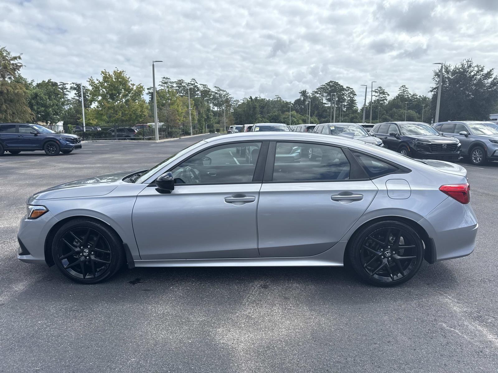 2023 Honda Civic Sport photo 4