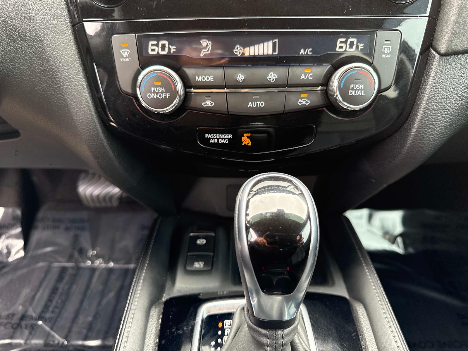 2020 Nissan Rogue SL