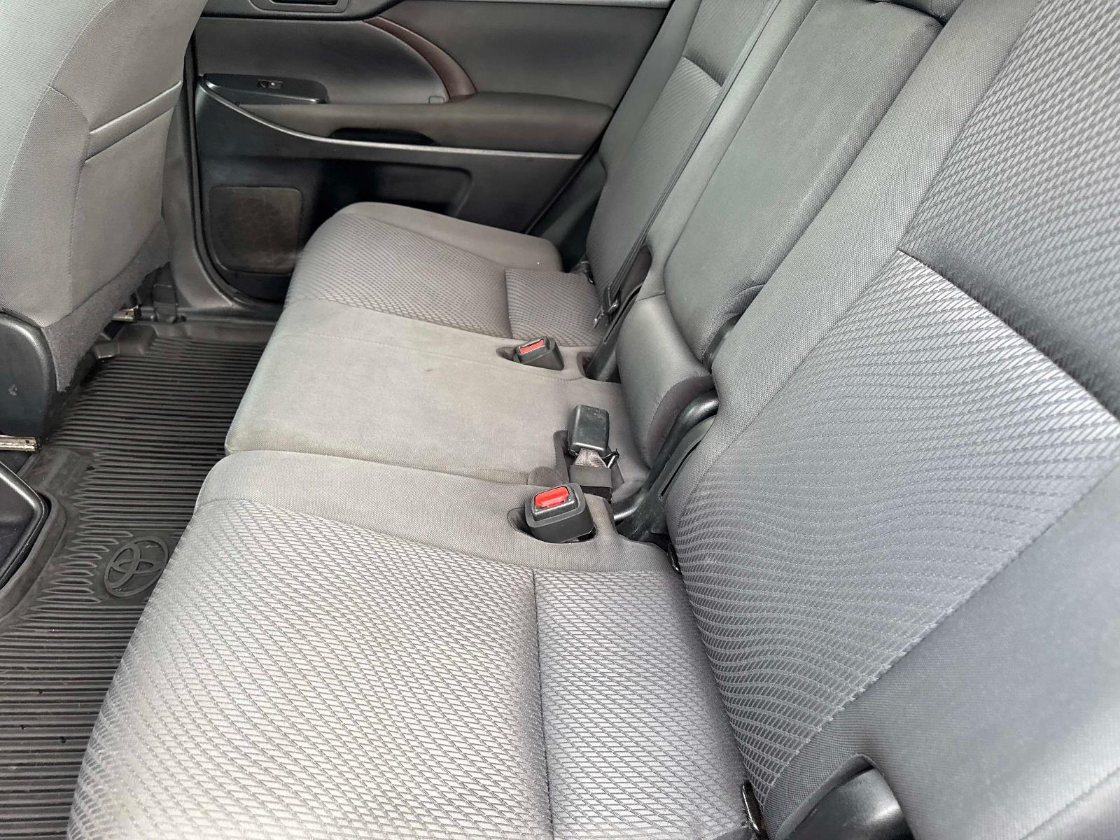 2017 Toyota Highlander LE