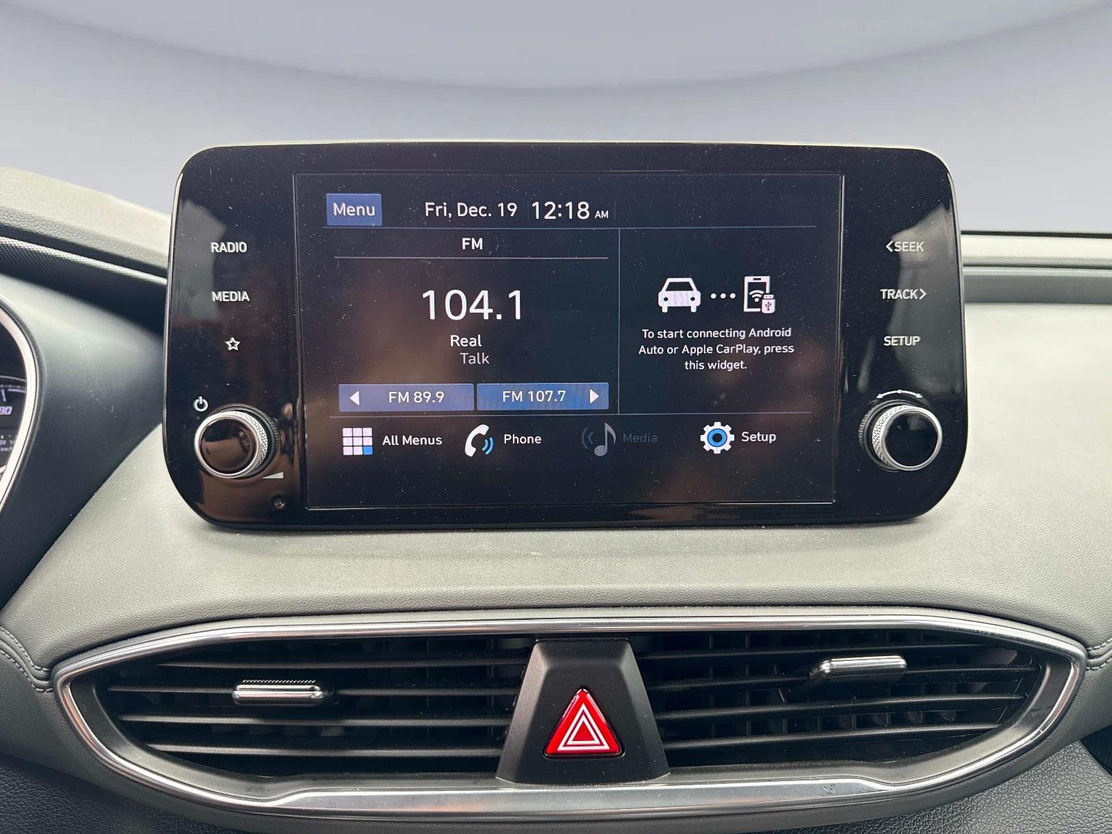 2023 Hyundai Santa Fe SE