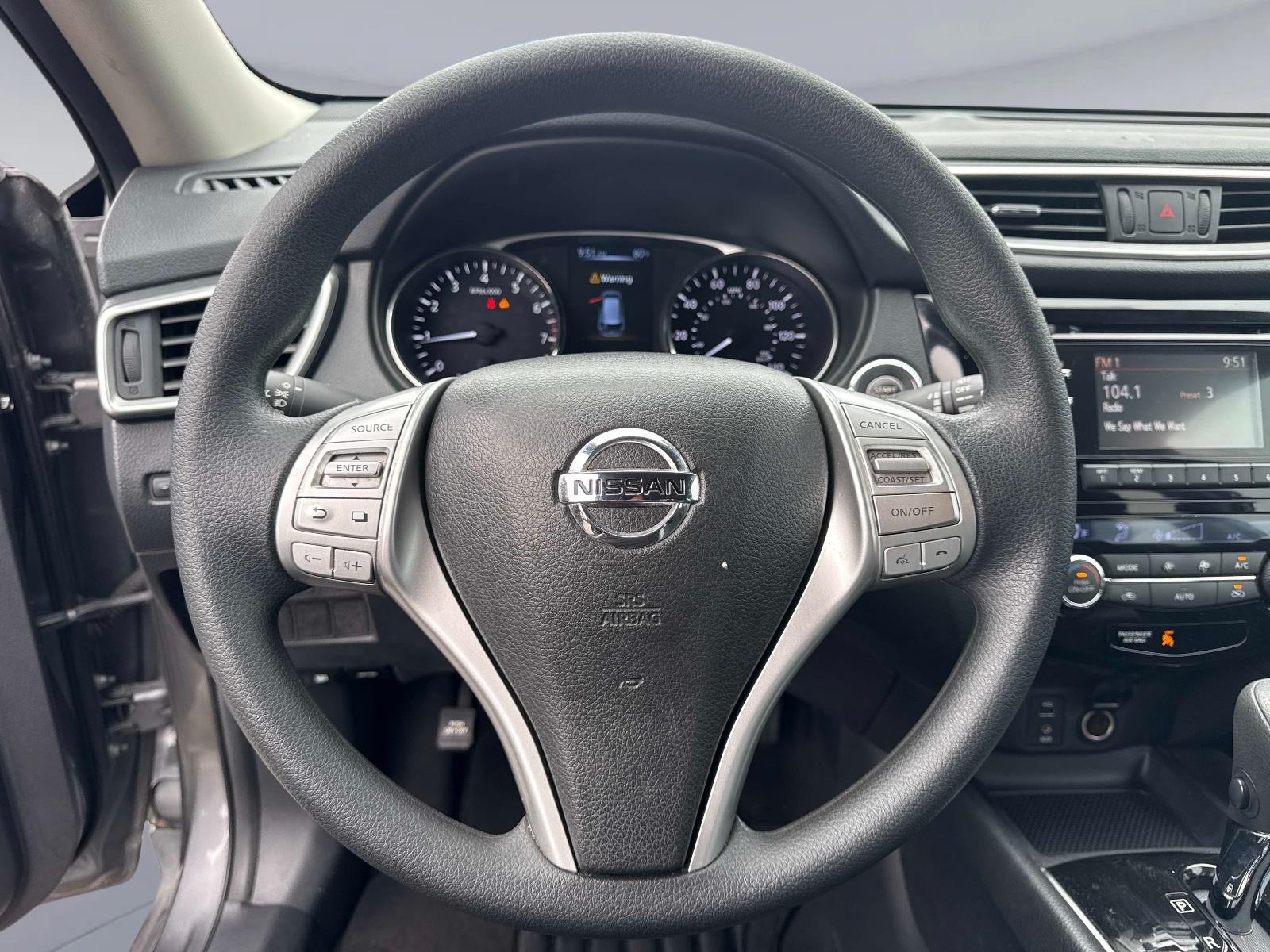 2016 Nissan Rogue SV