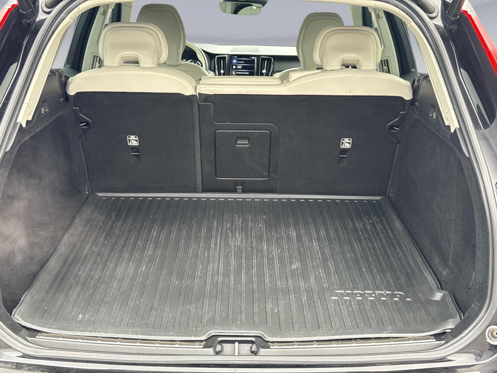 2021 Volvo XC60 Inscription