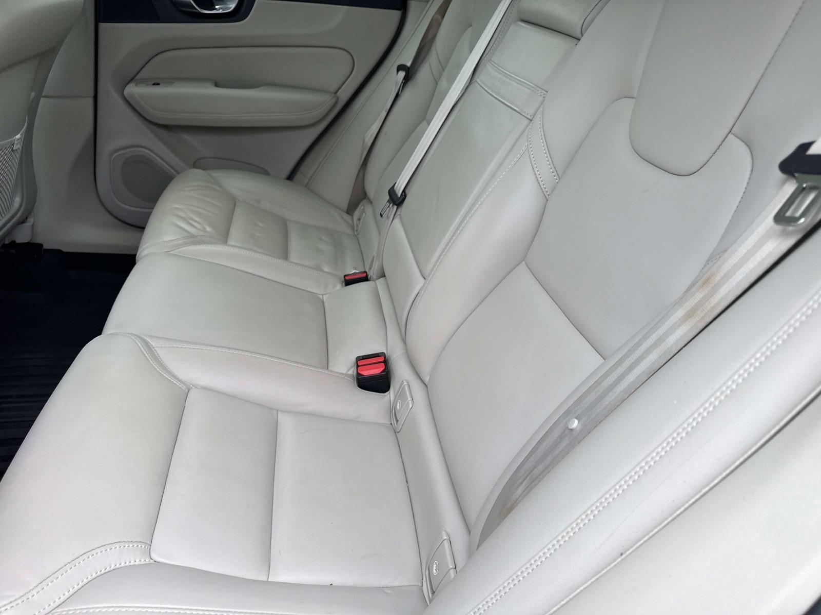 2021 Volvo XC60 Inscription