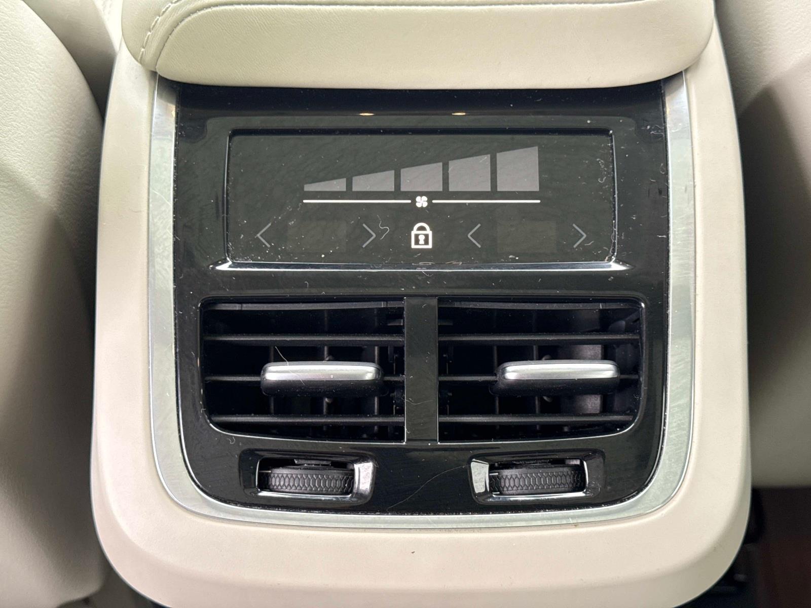 2021 Volvo XC60 Inscription