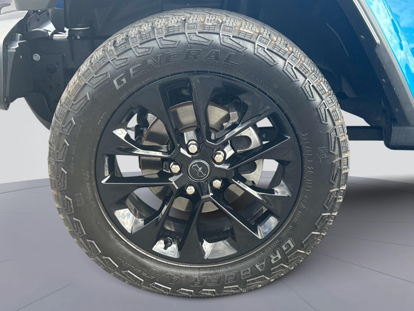 2025 Jeep Gladiator Nighthawk