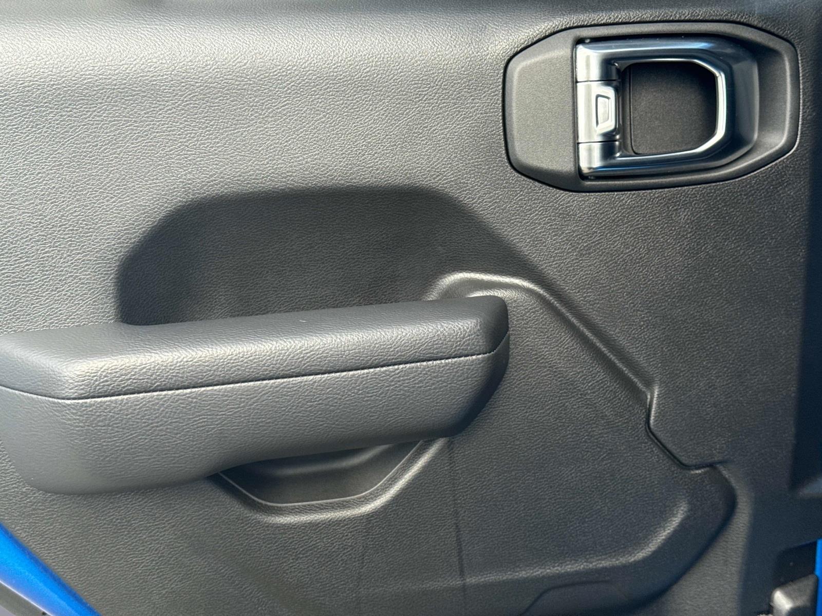 2025 Jeep Gladiator Nighthawk