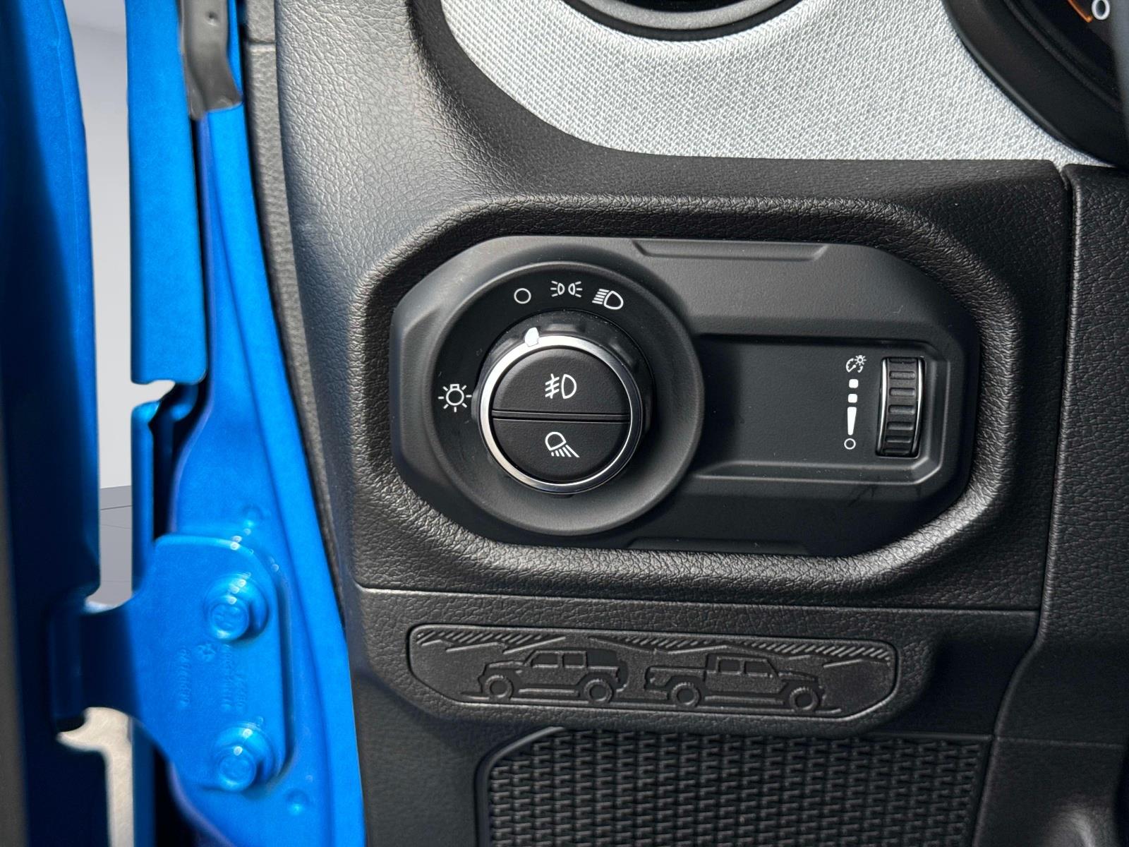 2025 Jeep Gladiator Nighthawk