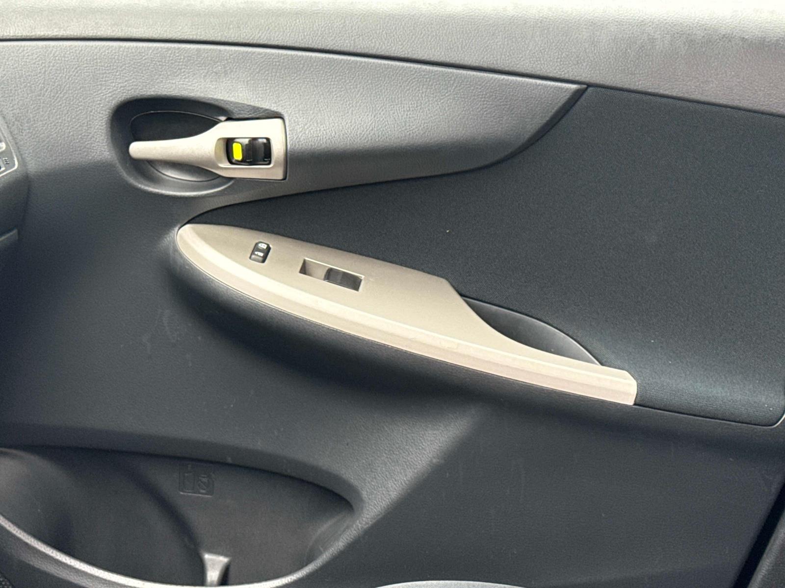 2013 Toyota Corolla S