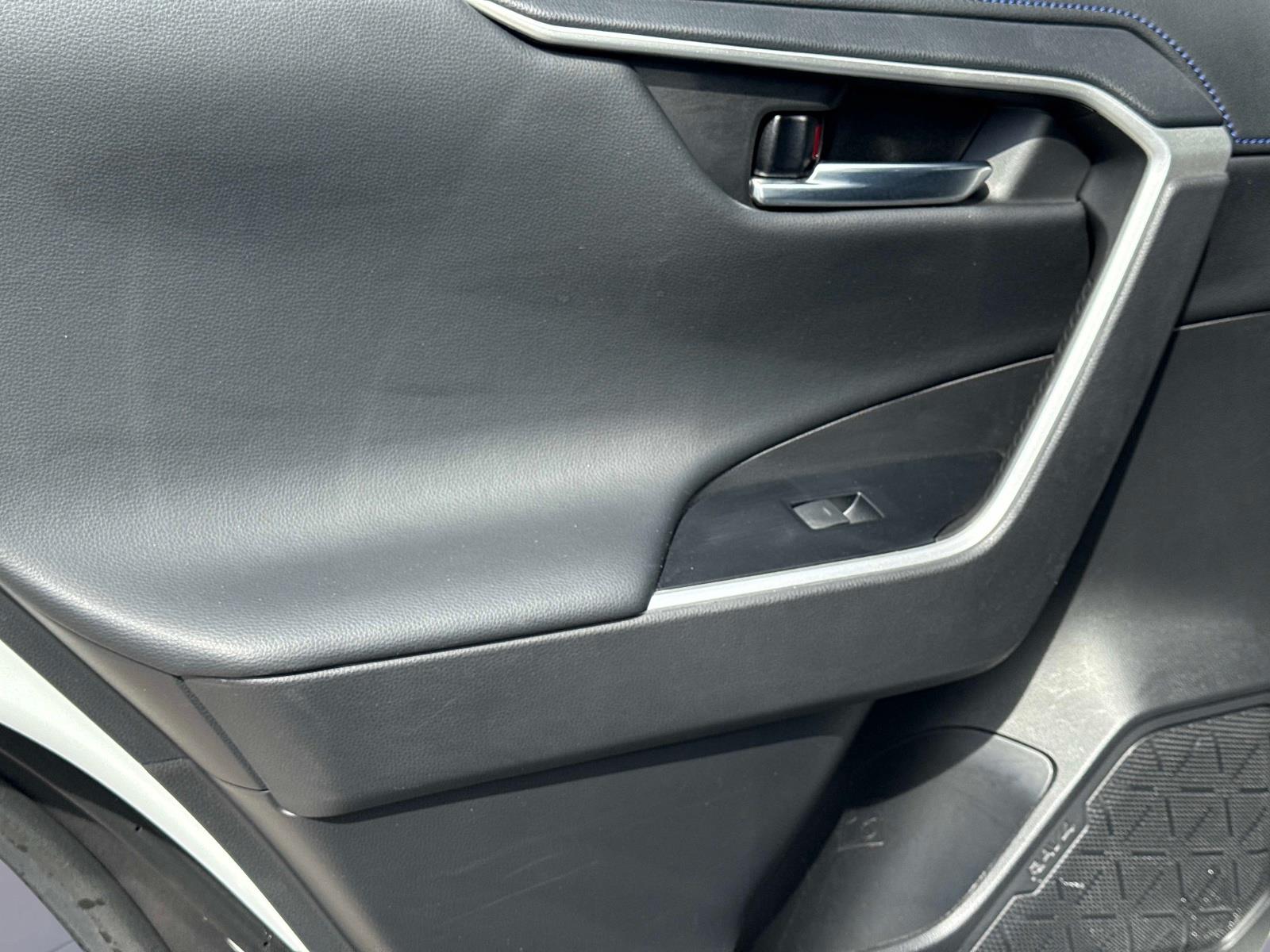 2022 TOYOTA RAV4 HYBRID