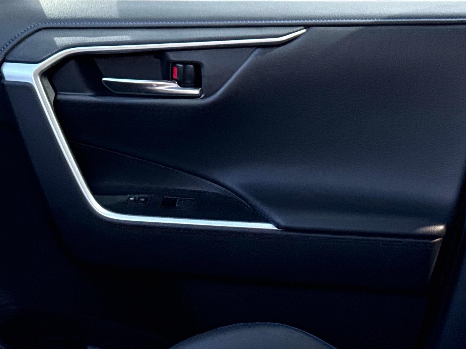 2022 TOYOTA RAV4 HYBRID