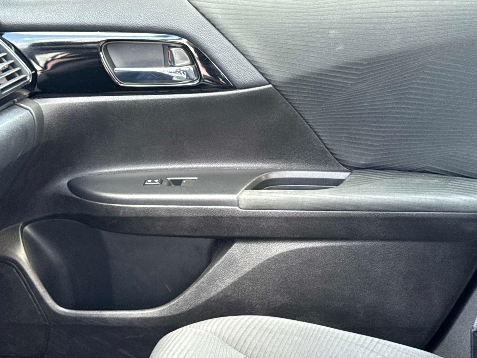 2017 Honda Accord Sedan LX