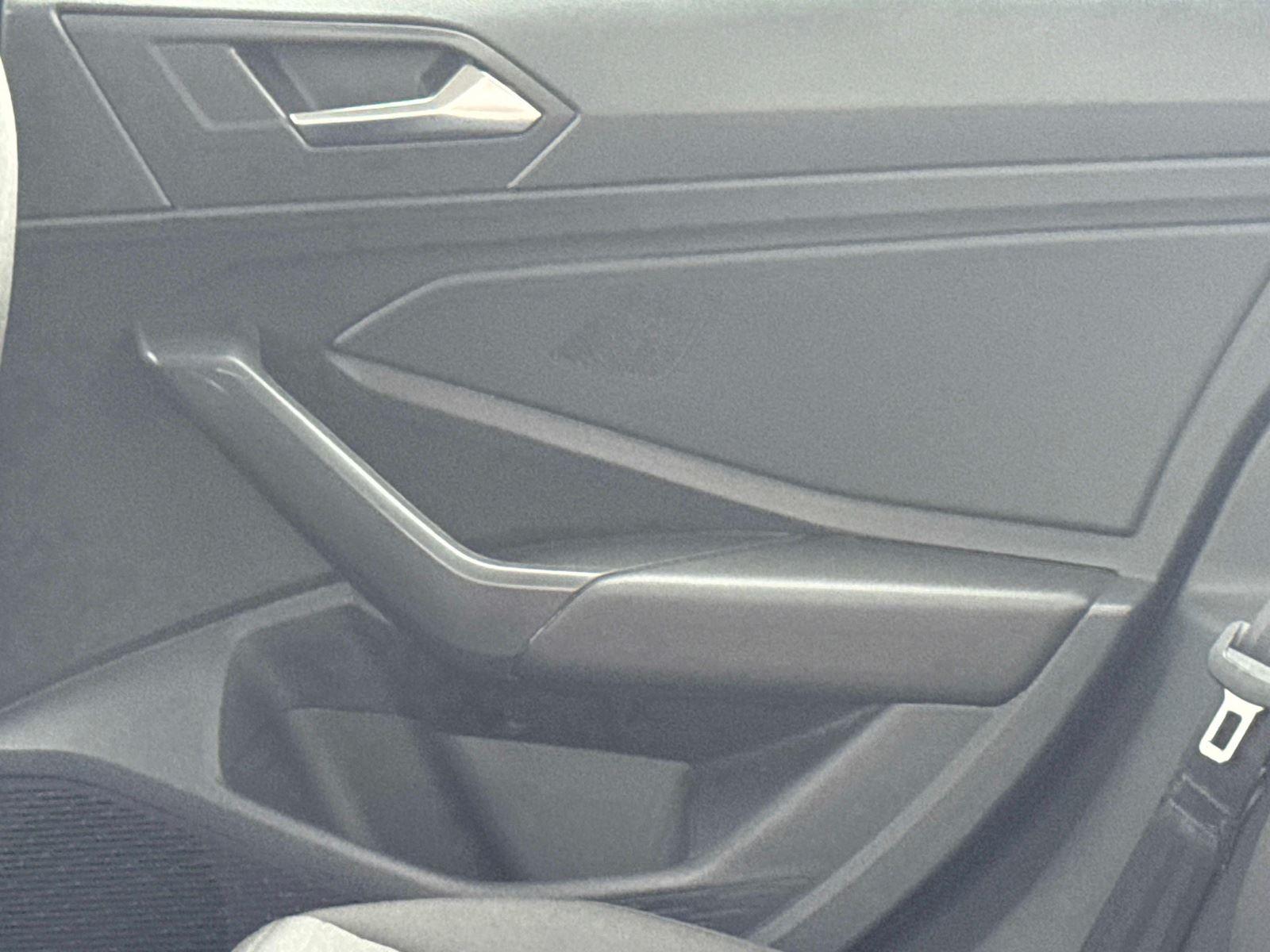2025 Volkswagen Jetta S