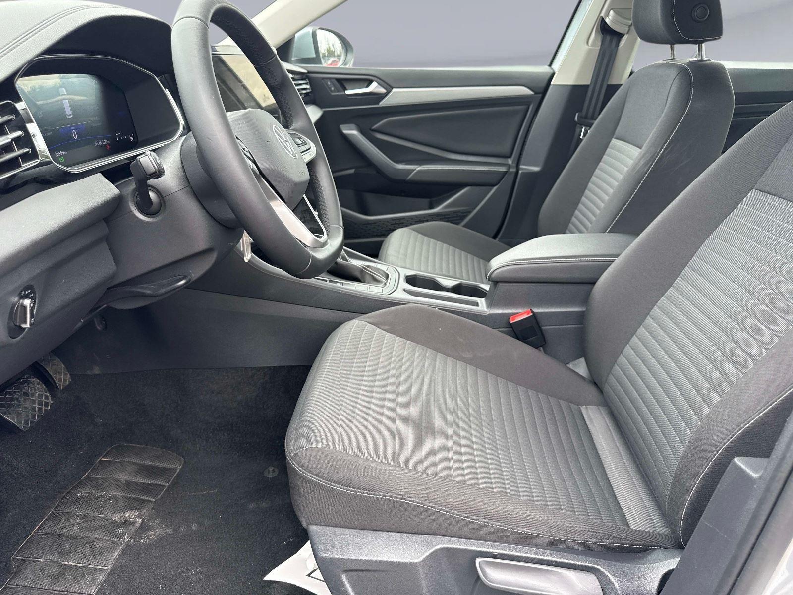 2025 Volkswagen Jetta S