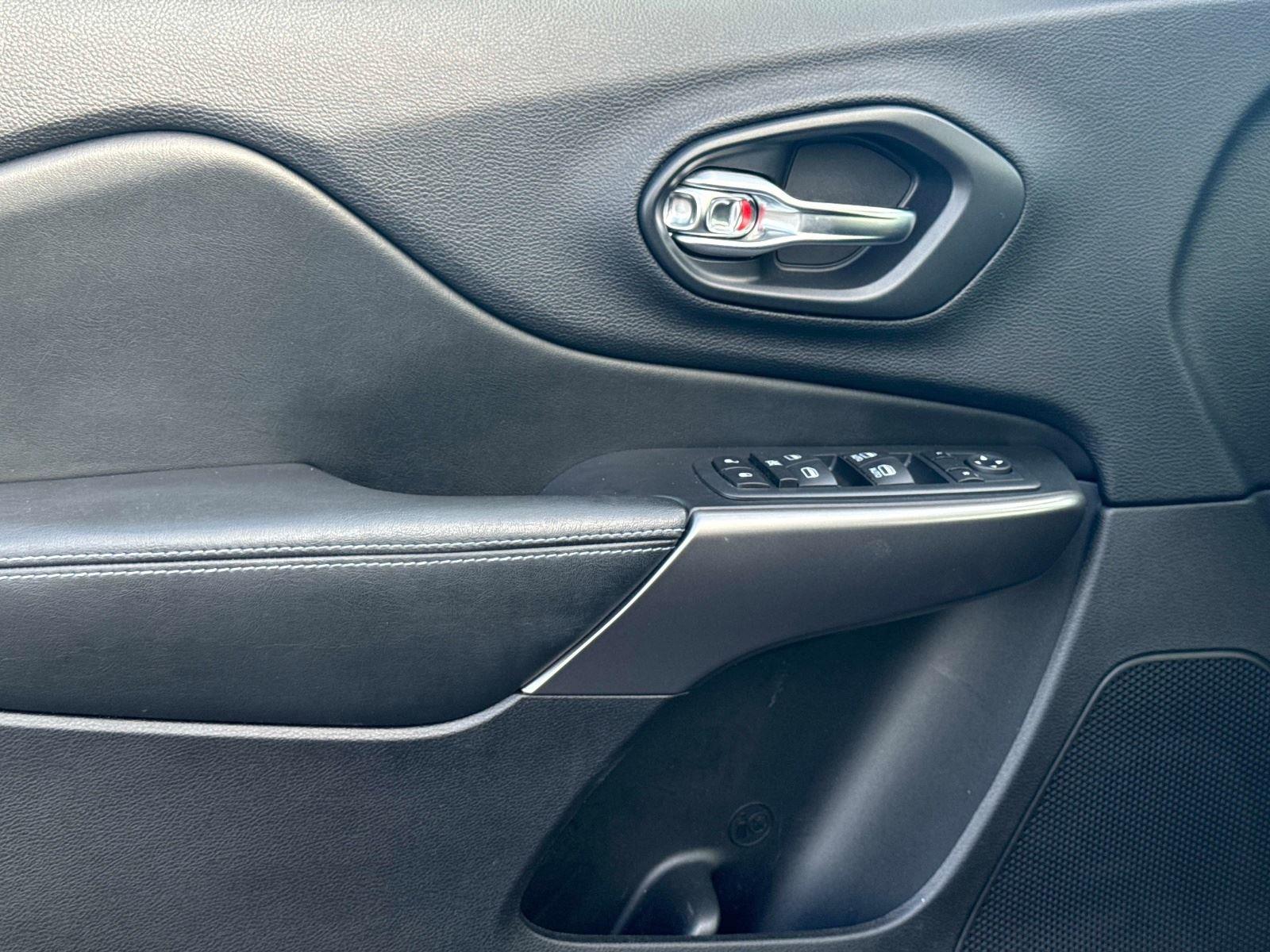 2020 Jeep Cherokee Latitude