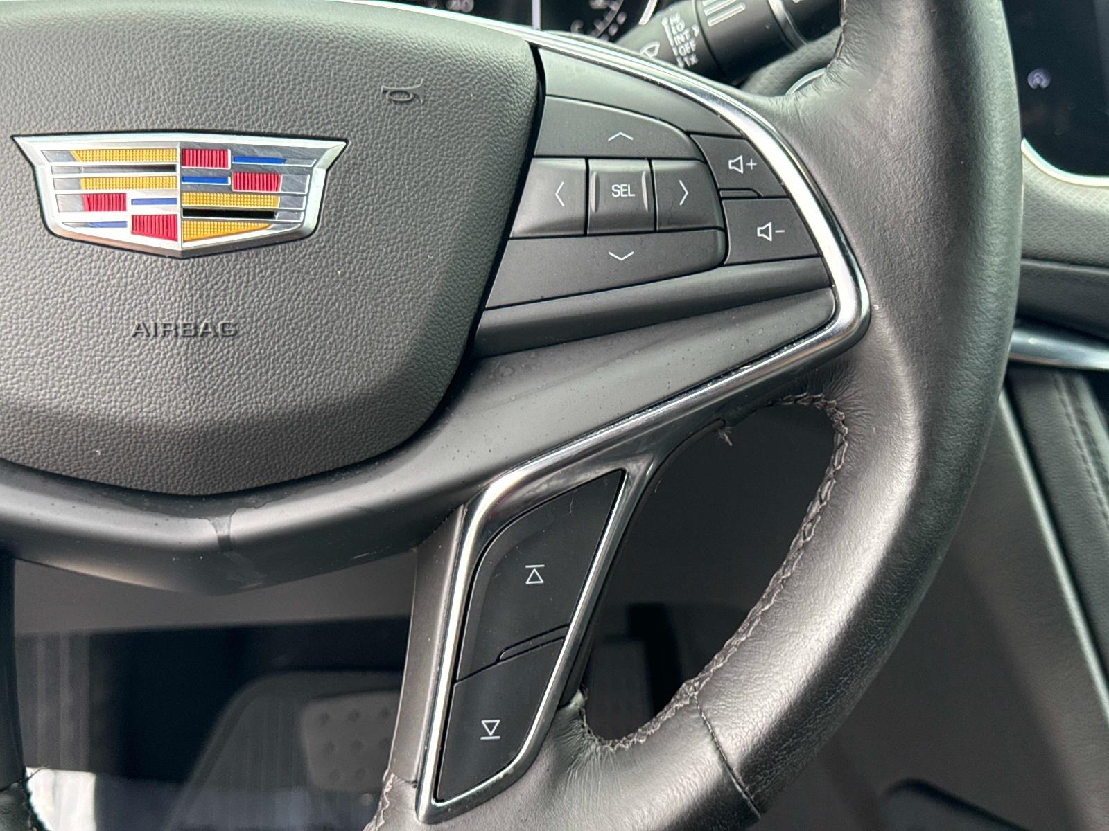 2023 Cadillac XT5 FWD Luxury