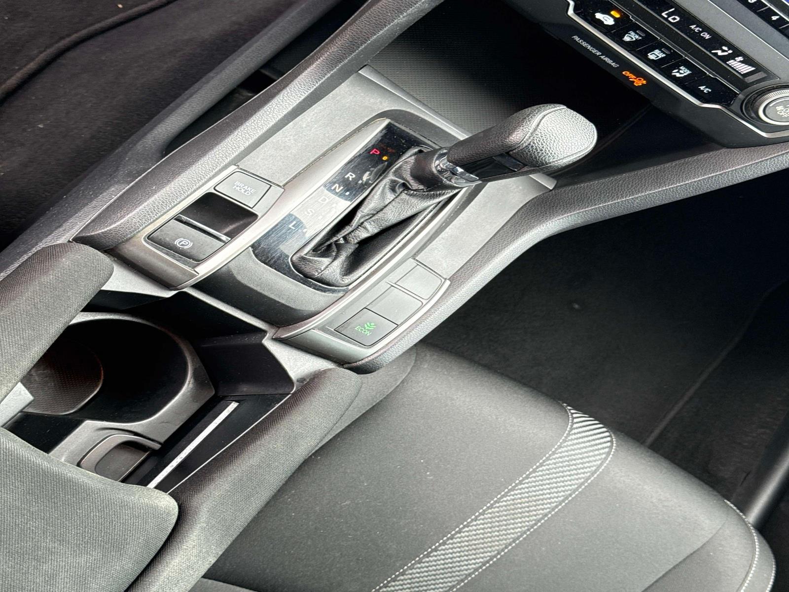 2017 Honda Civic Hatchback LX