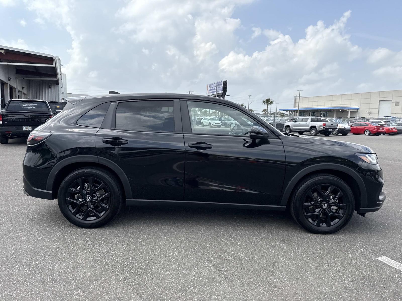 2024 HONDA HR-V SPORT