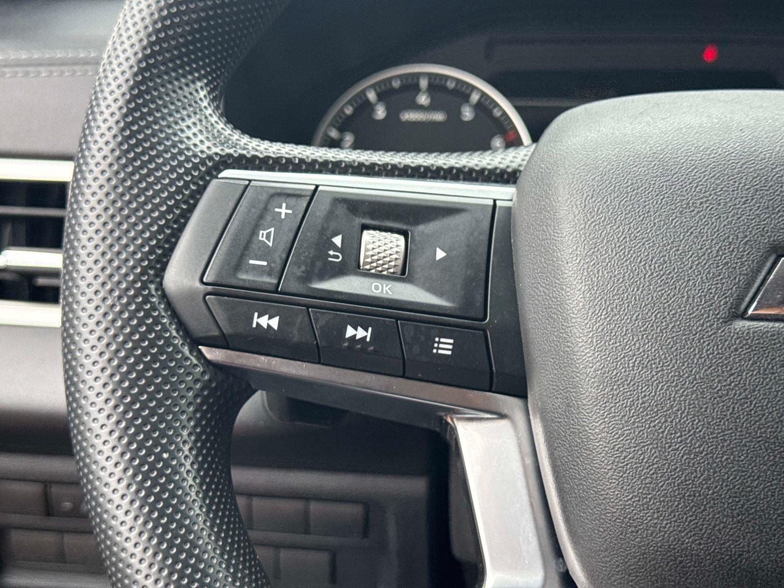 2024 Mitsubishi Outlander ES