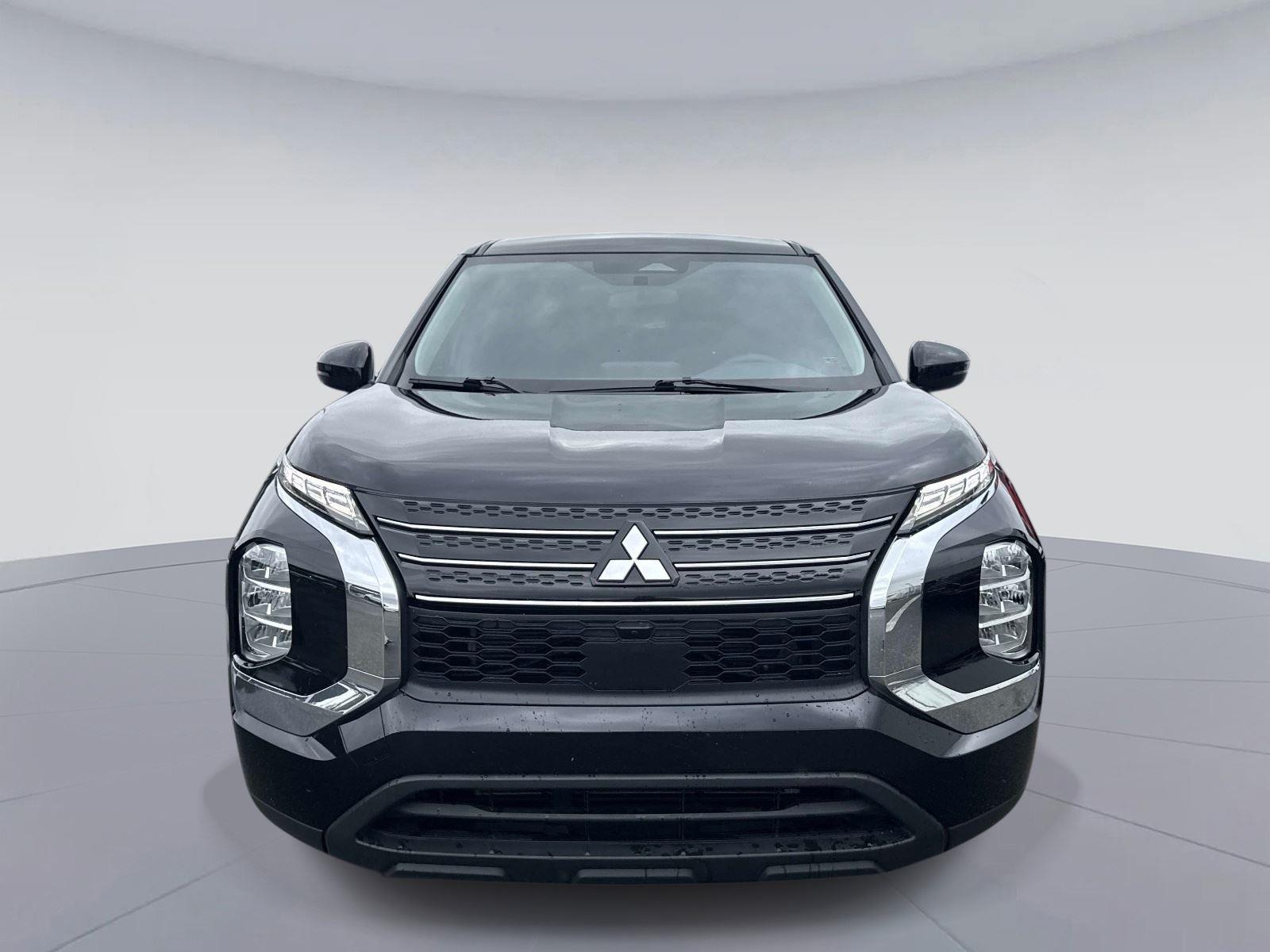 2024 Mitsubishi Outlander ES