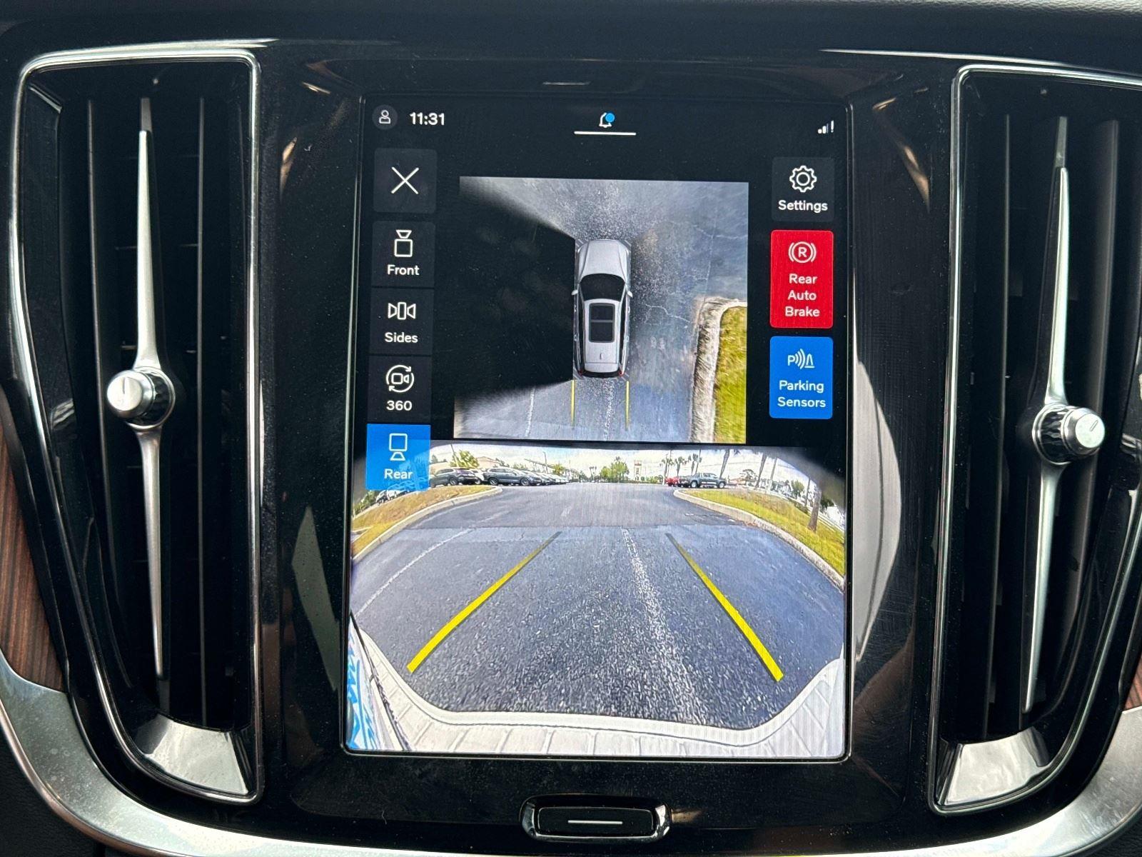 2025 Volvo V60 Cross Country Plus