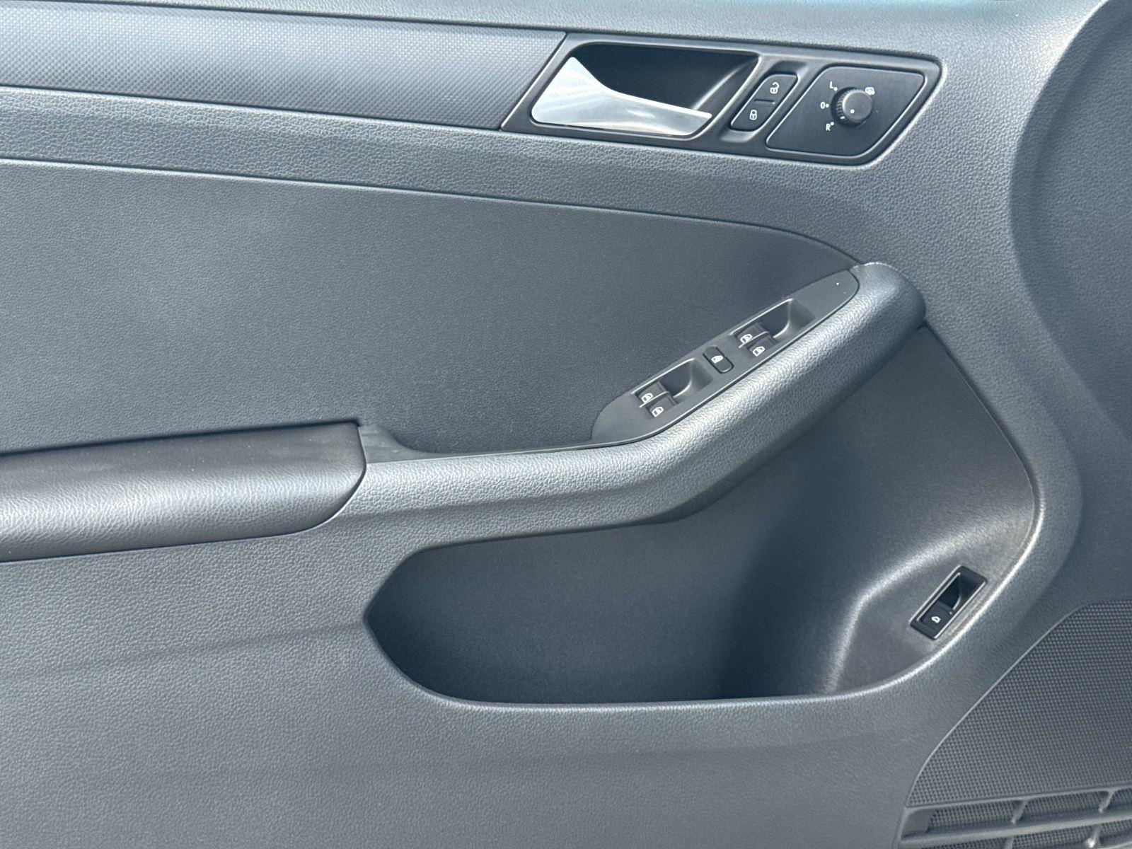 2014 Volkswagen Jetta Sedan S