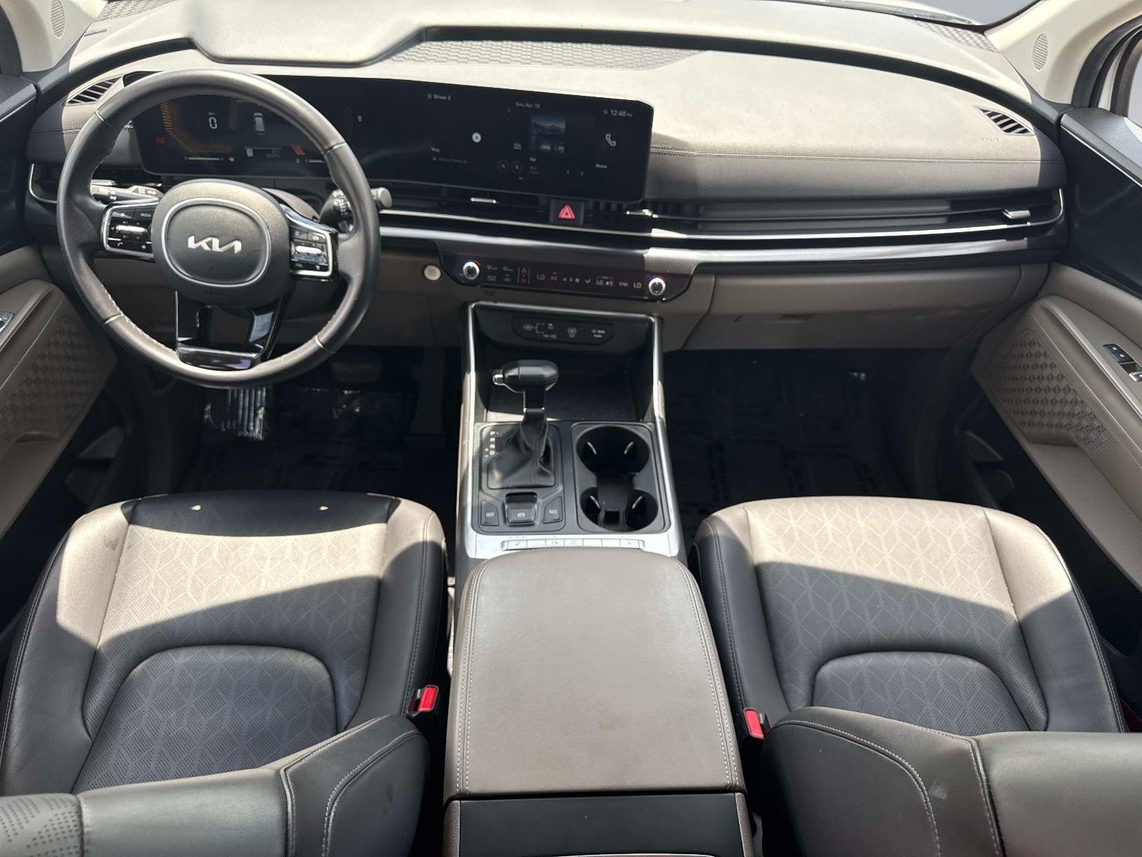 2025 Kia Carnival LXS