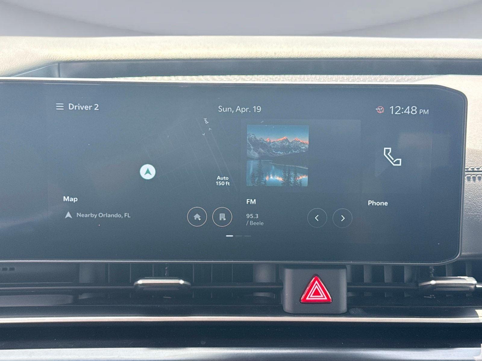 2025 Kia Carnival LXS