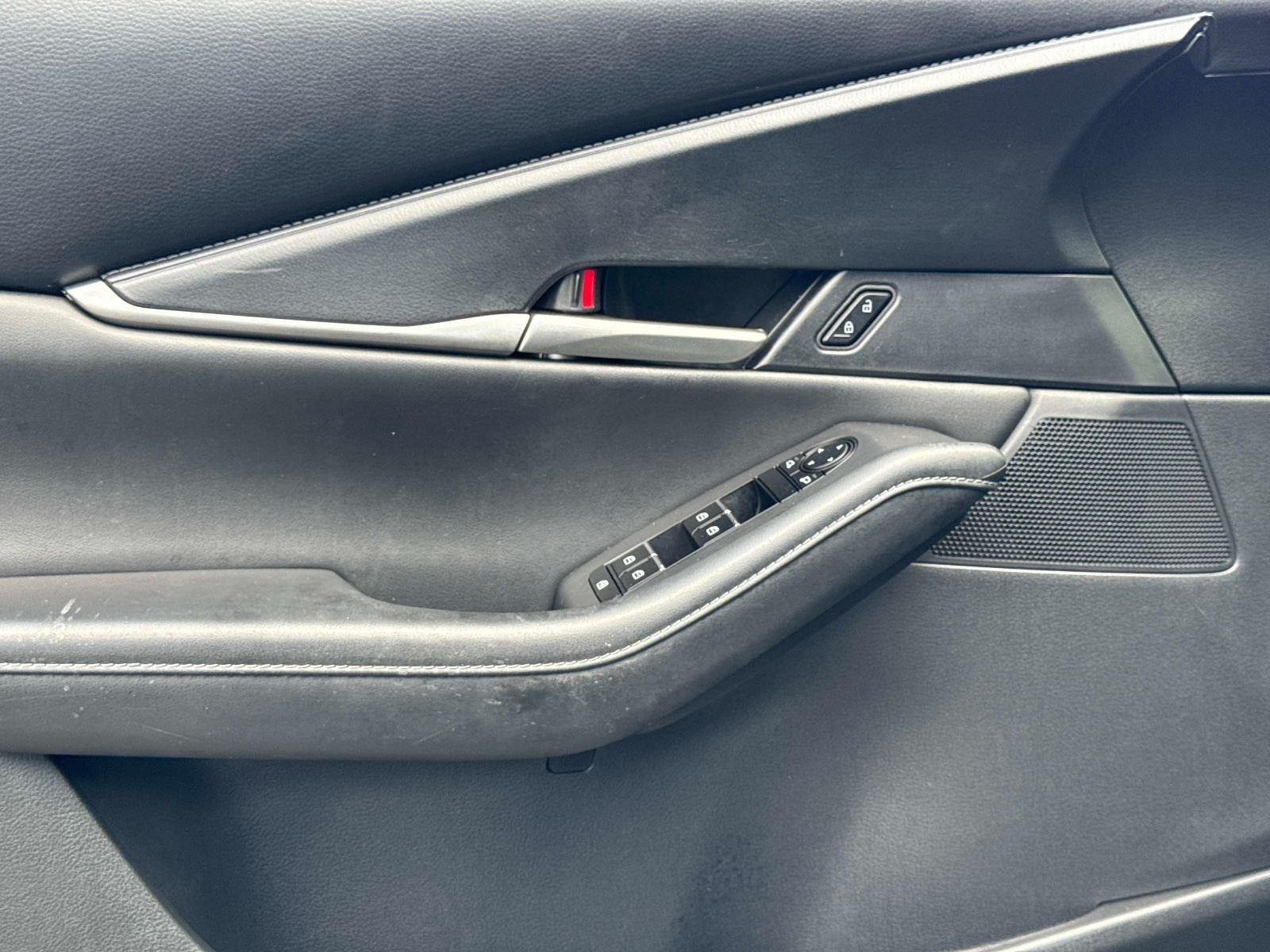 2023 Mazda CX-30 2.5 S Select Package