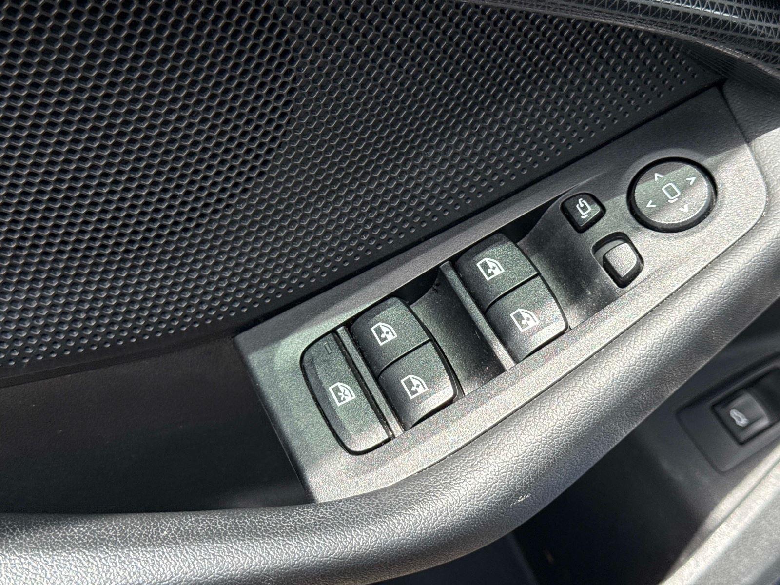 2022 BMW 2 Series 228i