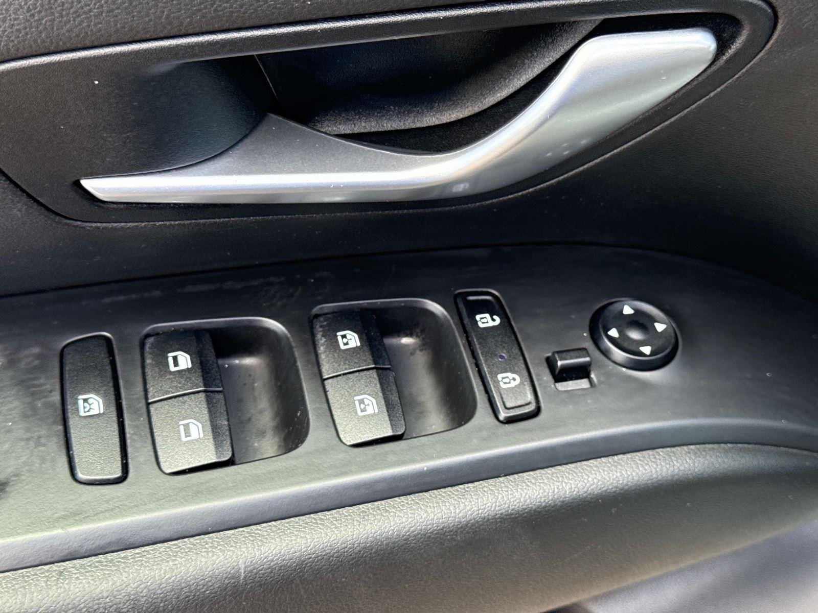 2023 Hyundai Santa Cruz SEL Premium