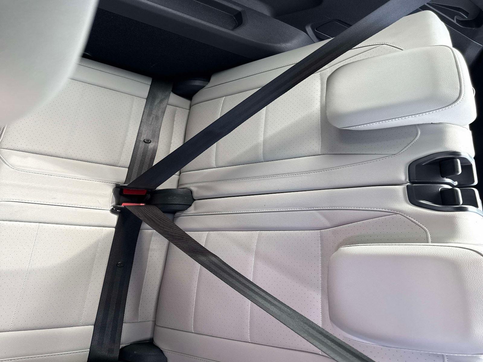2021 Volkswagen Tiguan SE R-Line Black