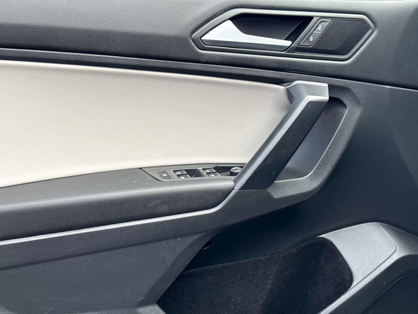 2021 Volkswagen Tiguan SE R-Line Black