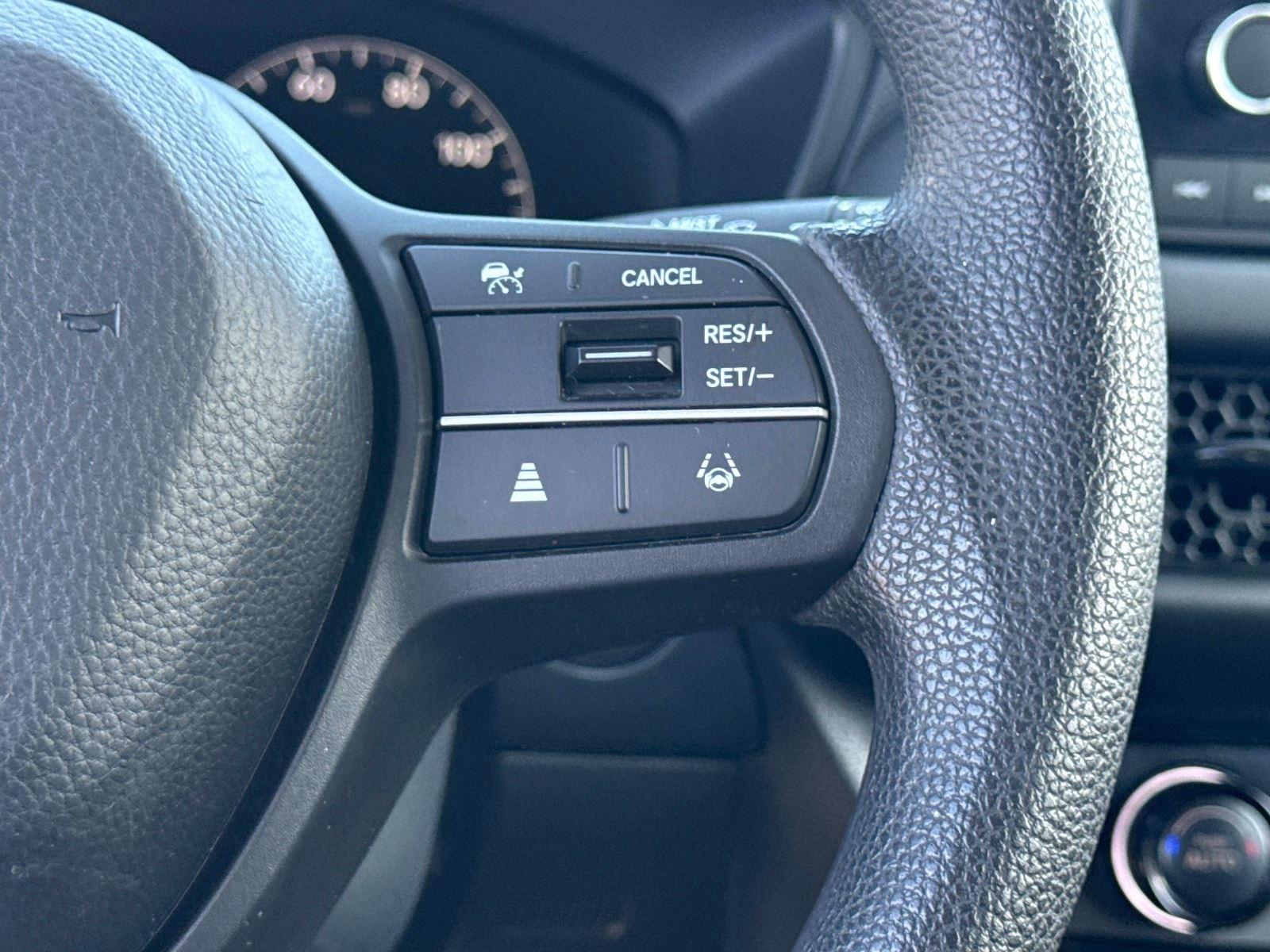 2023 Honda HR-V LX
