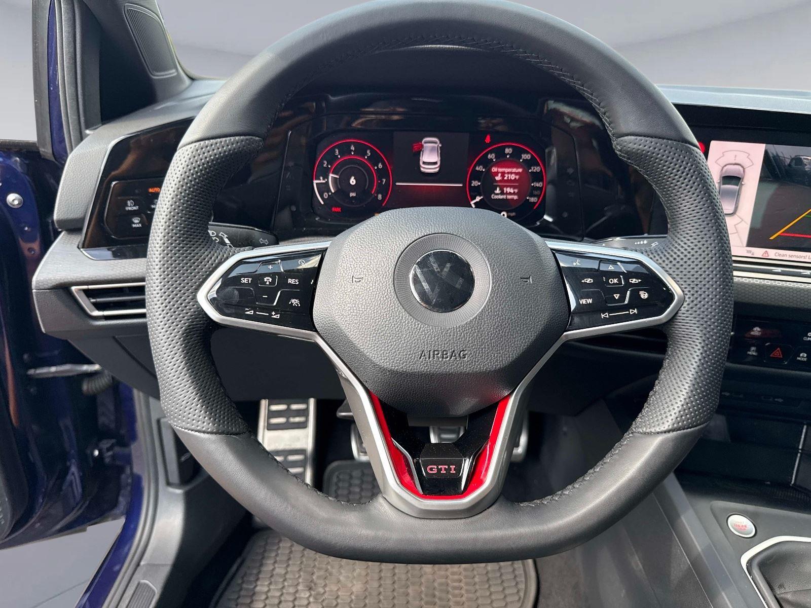2022 Volkswagen Golf GTI SE