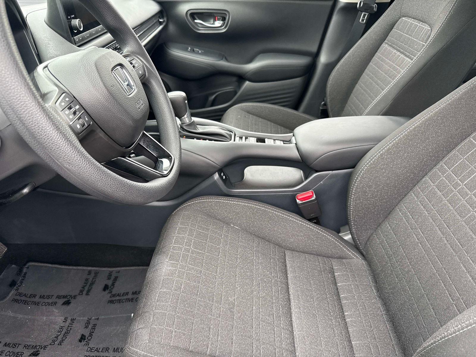 2025 Honda HR-V LX