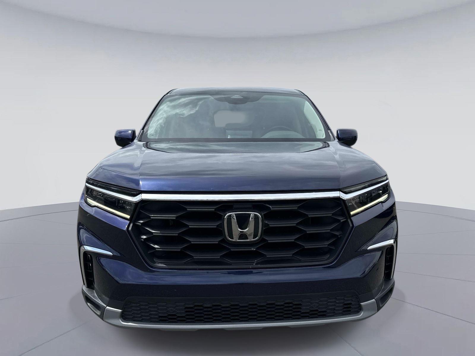2023 Honda Pilot EX-L w/Rear Captain’s Chairs