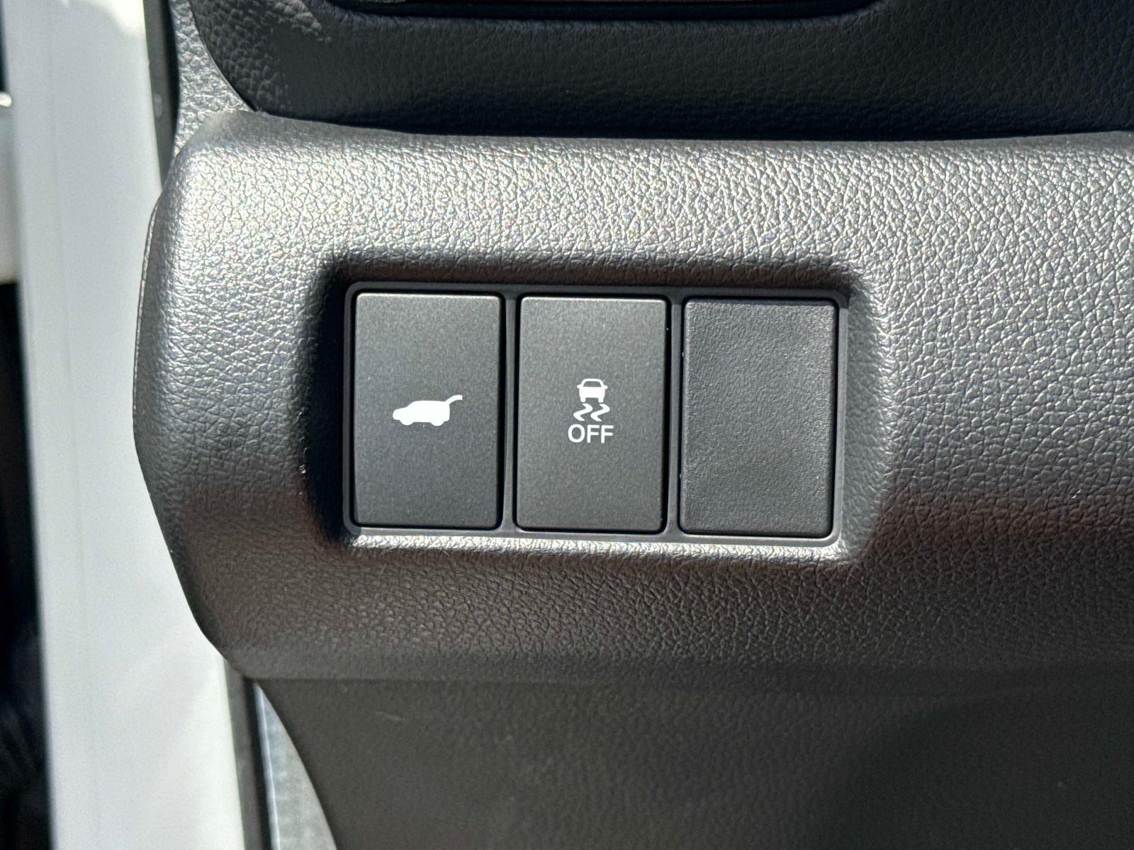 2024 Honda Pilot EX-L w/Rear Captain’s Chairs