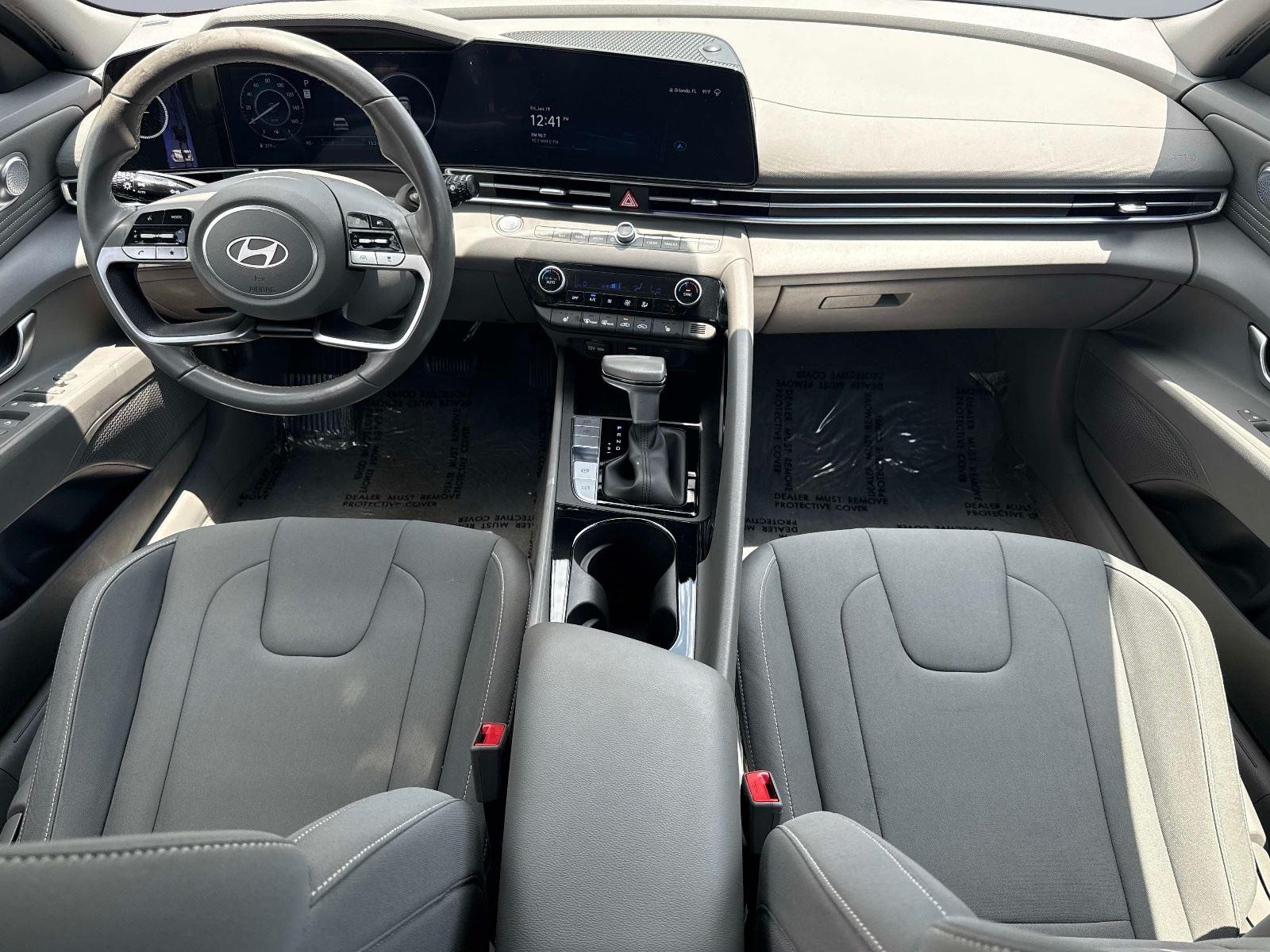 2024 HYUNDAI ELANTRA SEL