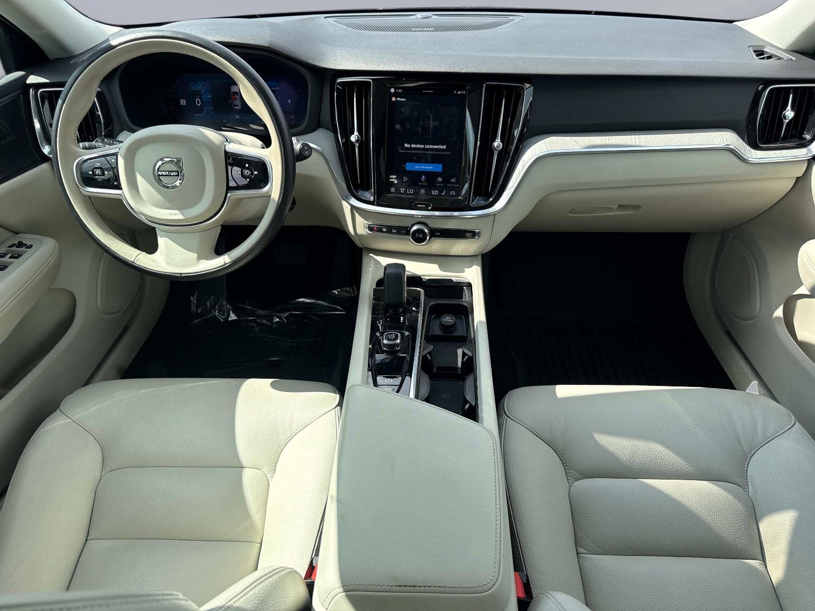 2025 Volvo V60 Cross Country Plus