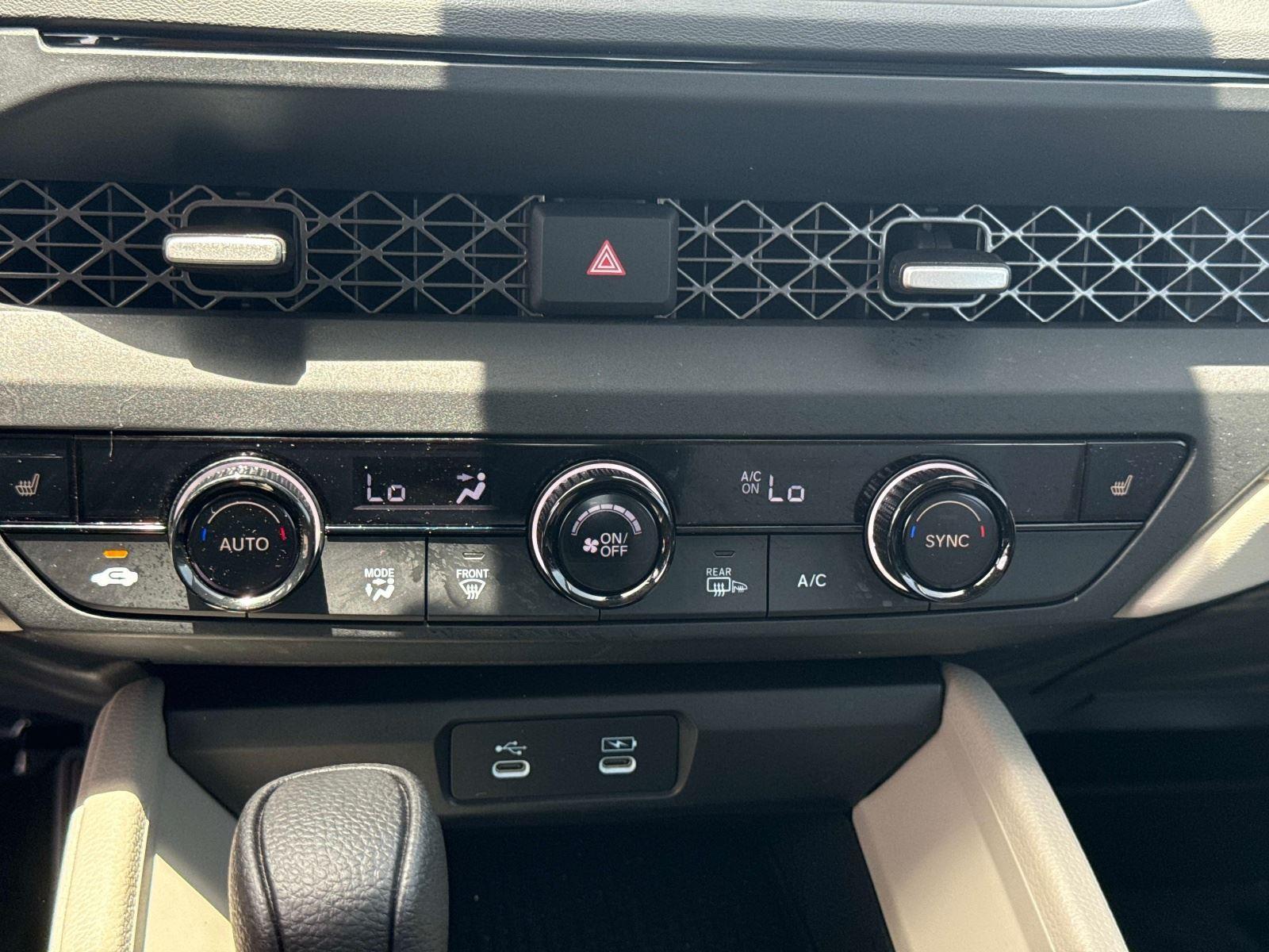 2025 Honda Accord Sedan SE