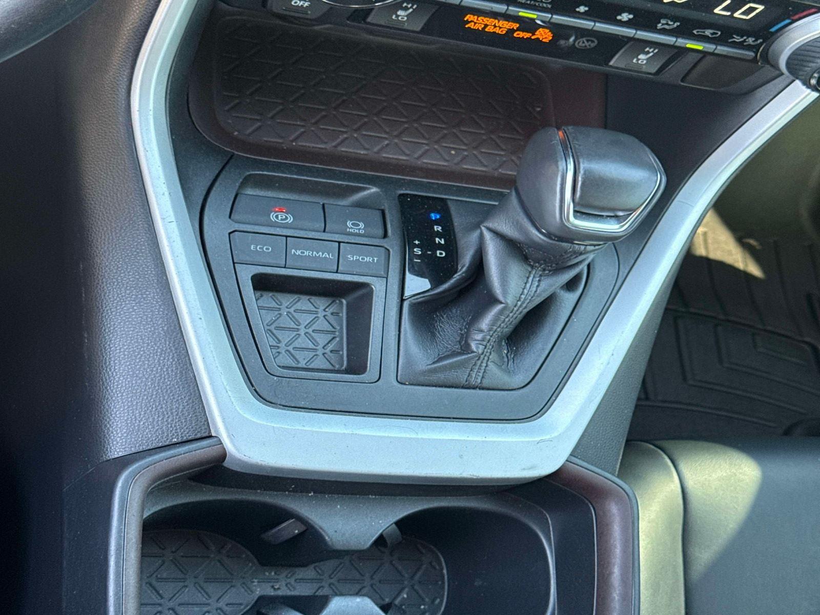 2020 Toyota RAV4 Limited