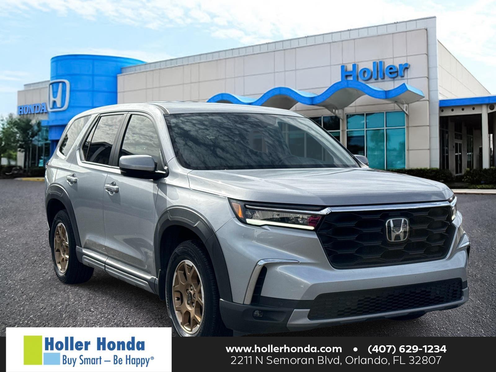Lunar Silver Metallic 2024 Honda Pilot SUV / Crossover Front-Wheel Drive Automatic