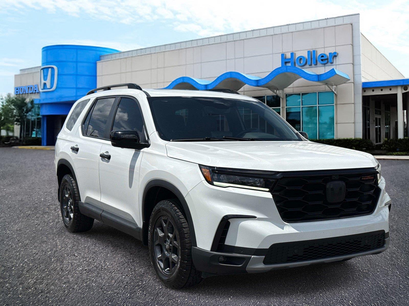 Platinum White Pearl 2025 Honda Pilot SUV / Crossover All-Wheel Drive Automatic