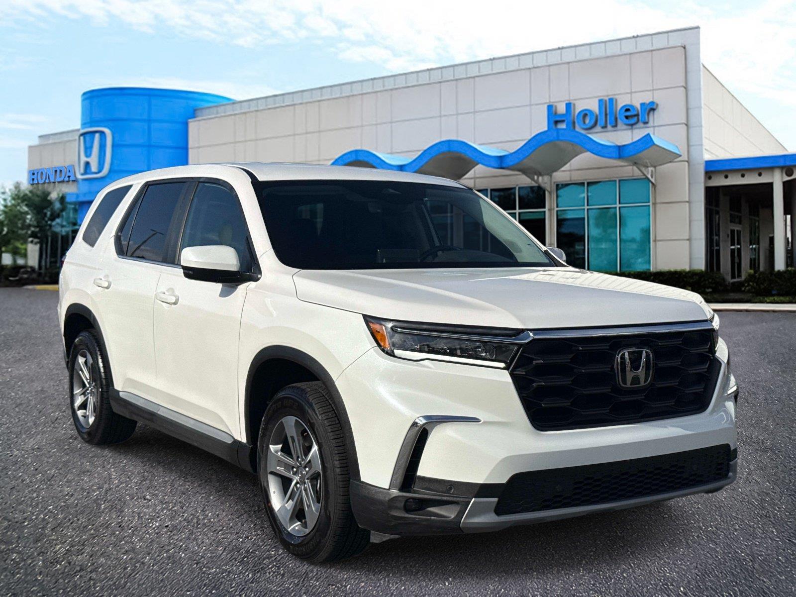Platinum White Pearl 2025 Honda Pilot SUV / Crossover Front-Wheel Drive Automatic