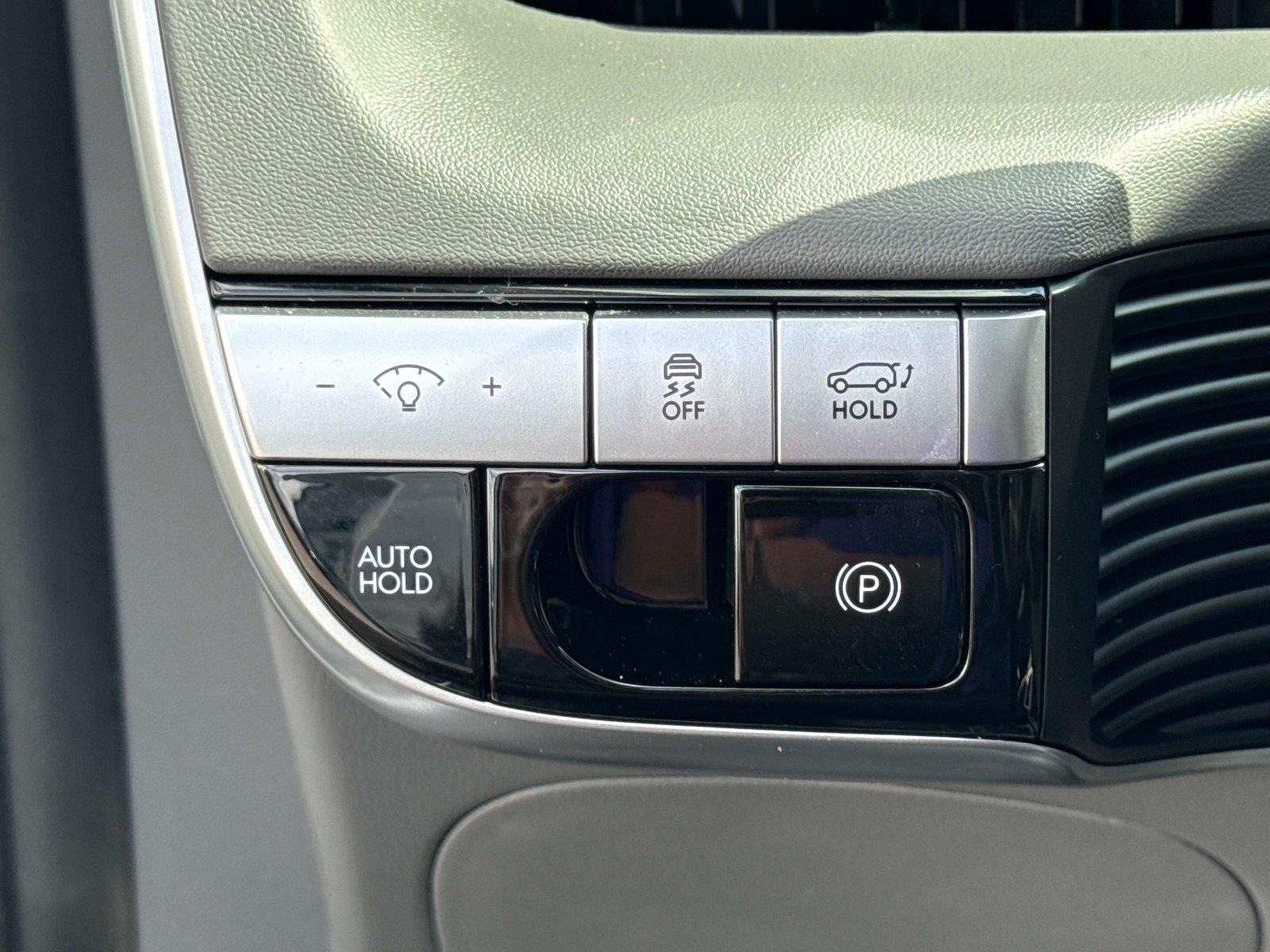 2024 Hyundai IONIQ 5 SEL