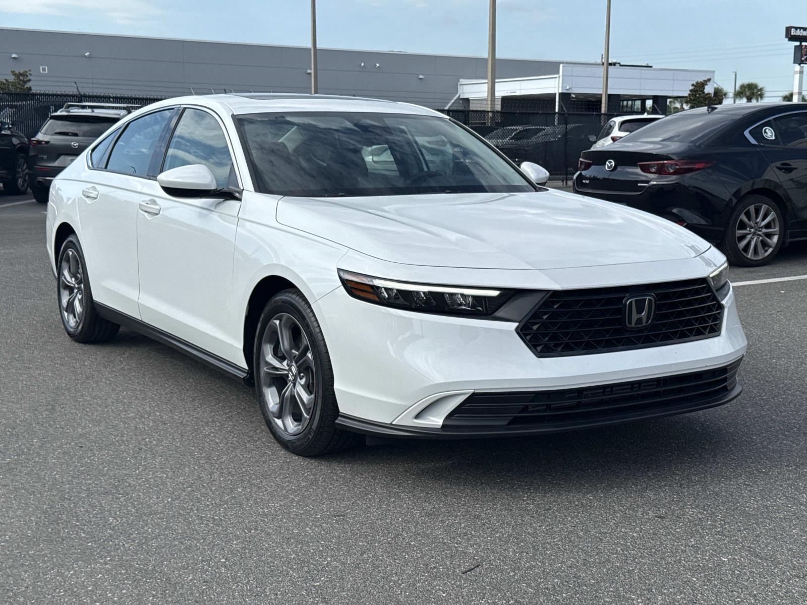 Platinum White Pearl 2024 Honda Accord Sedan Front-Wheel Drive Continuously Variable Transmission